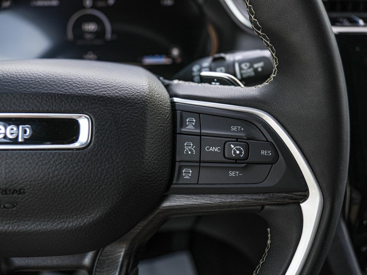 2024 Jeep Grand Cherokee L Limited Photo