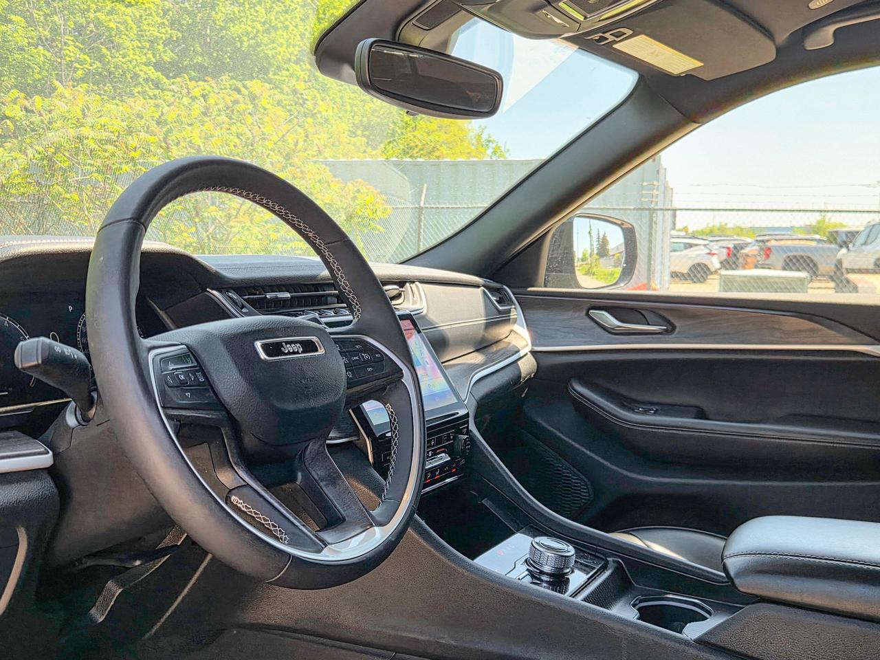 2024 Jeep Grand Cherokee L Limited Photo