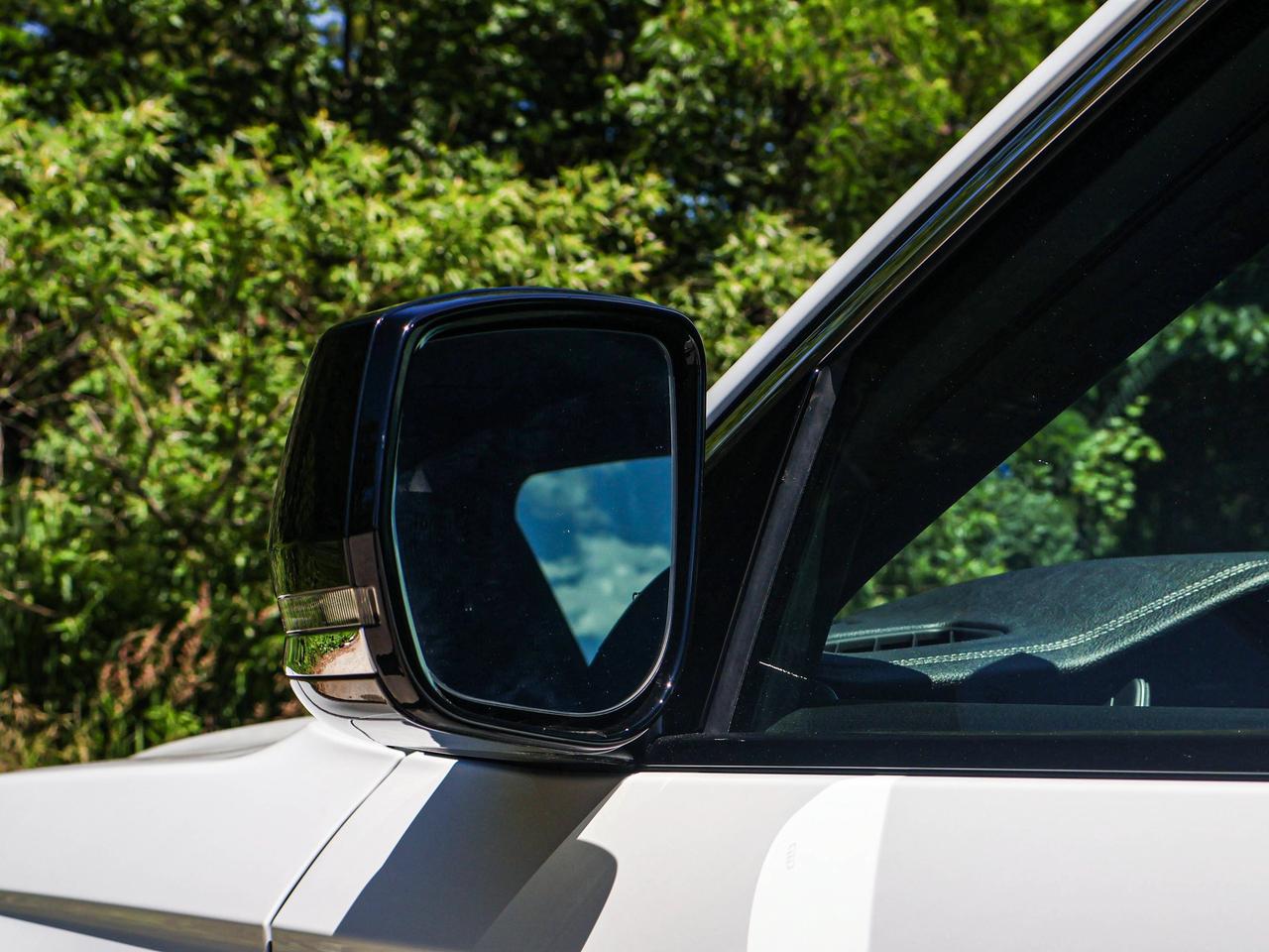 2024 Jeep Grand Cherokee L Limited Photo