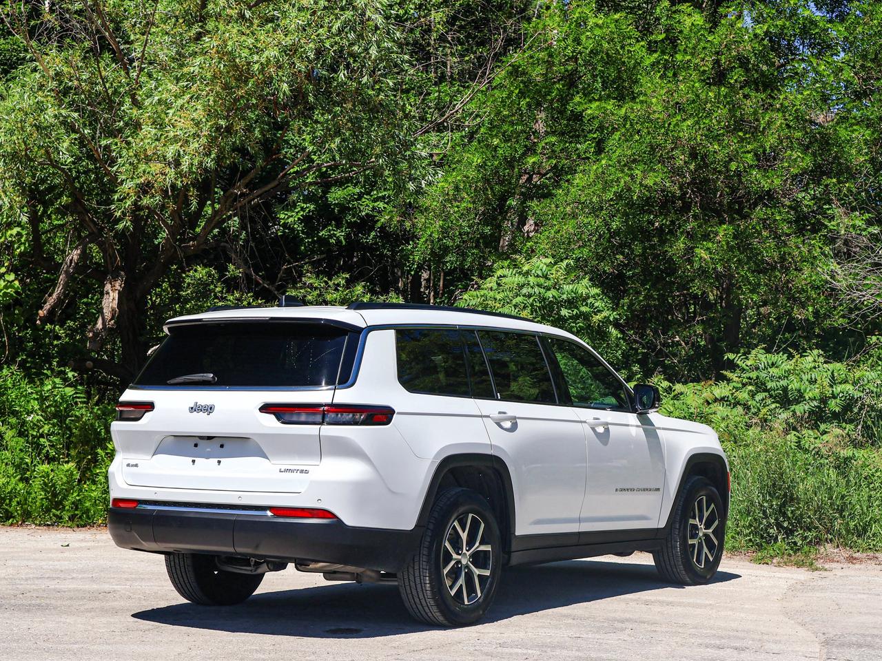 2024 Jeep Grand Cherokee L Limited Photo