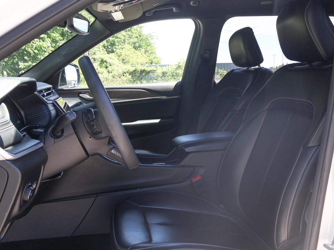 2024 Jeep Grand Cherokee L Limited Photo