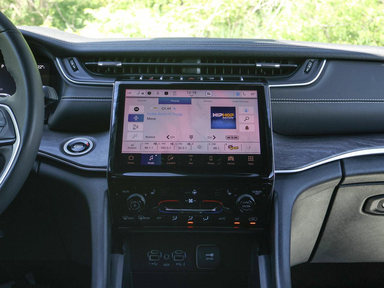 2024 Jeep Grand Cherokee L Limited Photo
