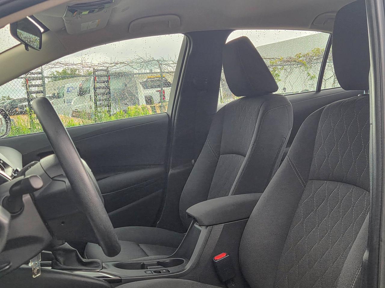 2025 Toyota Corolla LE Photo