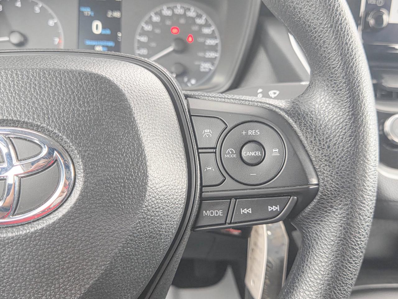 2025 Toyota Corolla LE Photo