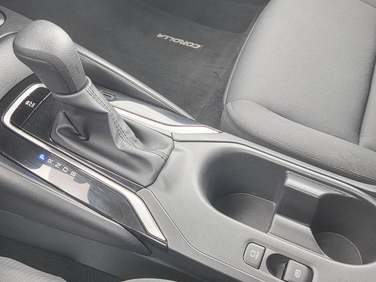 2025 Toyota Corolla LE Photo