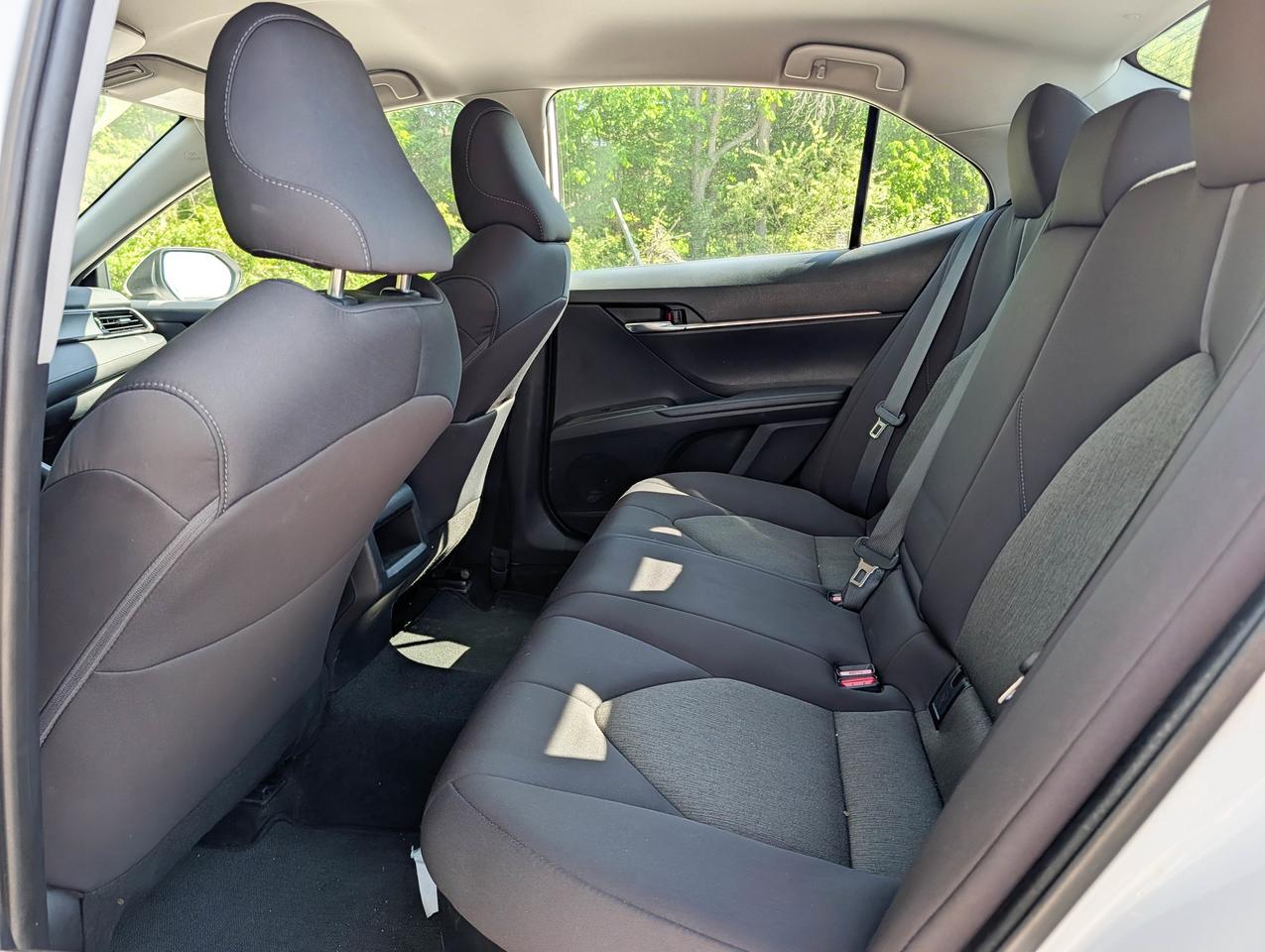 2024 Toyota Camry HYBRID LE Photo