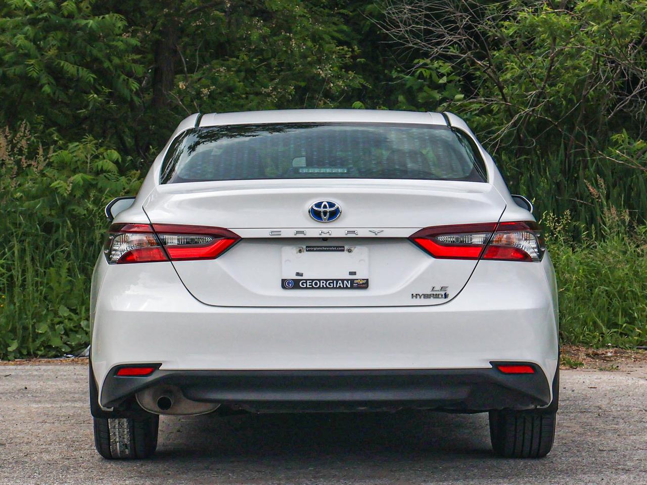 2024 Toyota Camry HYBRID LE Photo
