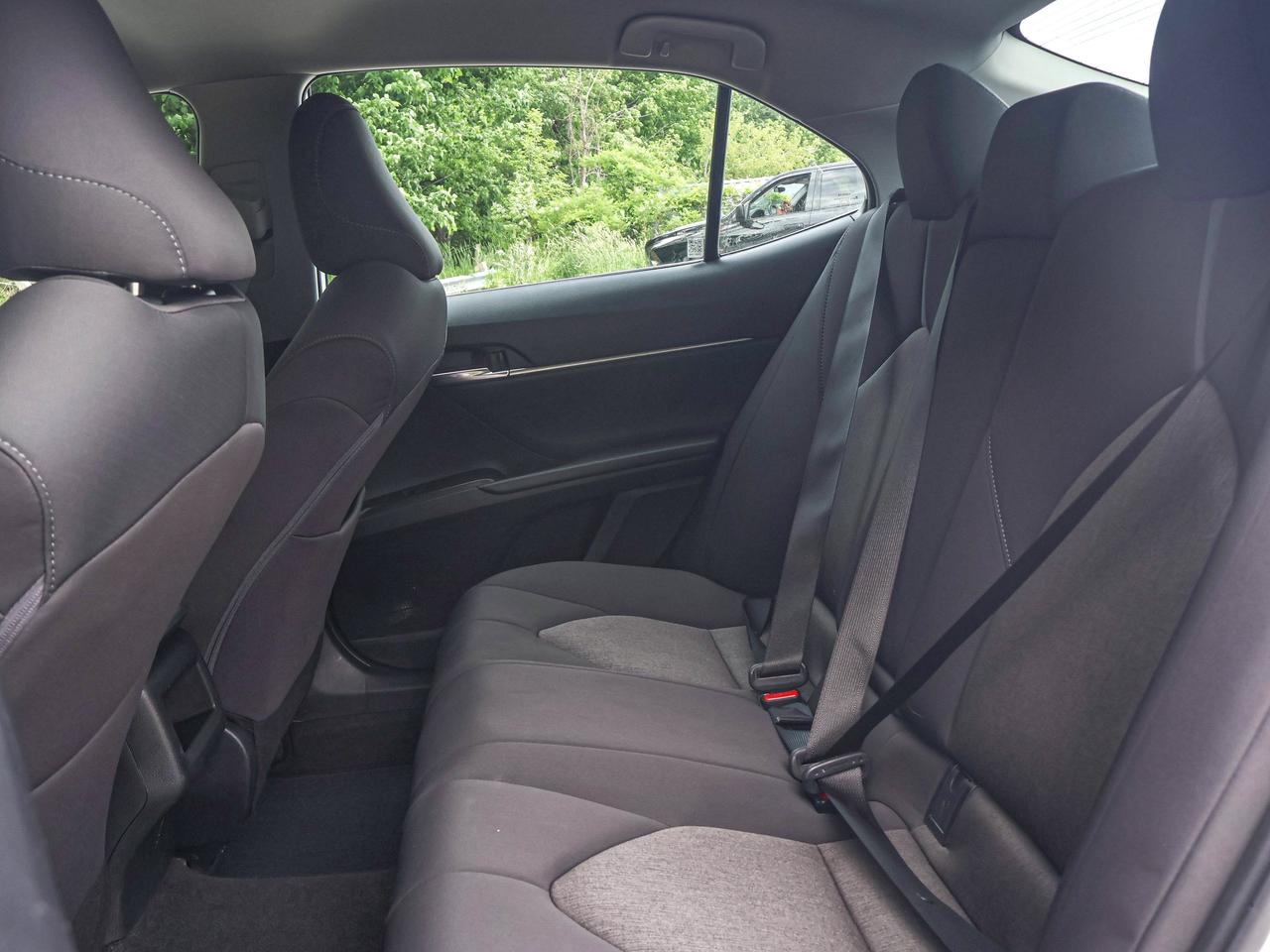 2024 Toyota Camry HYBRID LE Photo