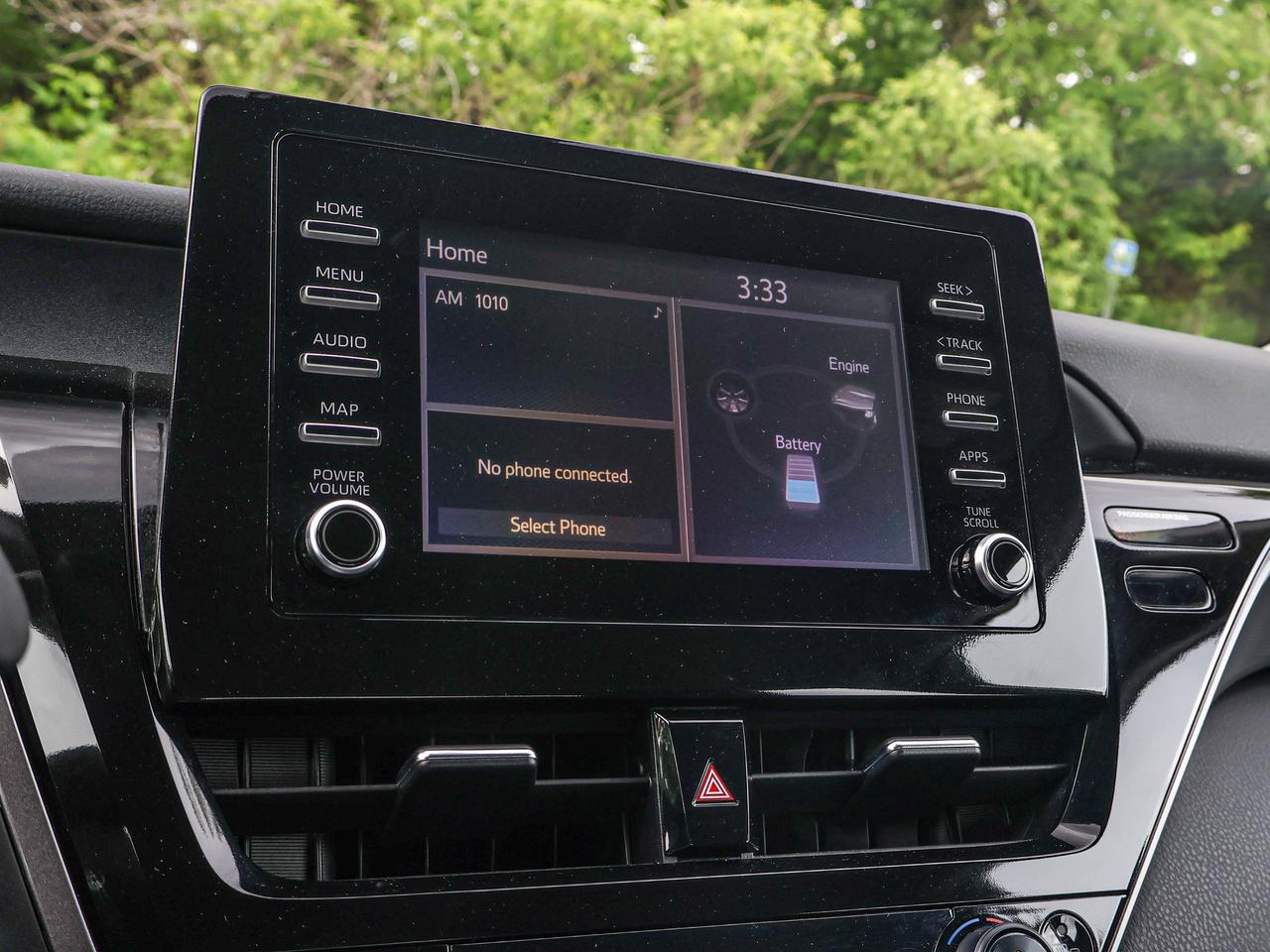 2024 Toyota Camry HYBRID LE Photo