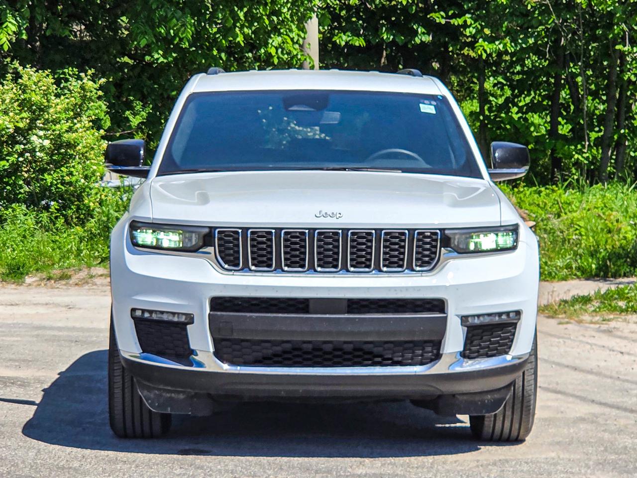 2024 Jeep Grand Cherokee L Limited Photo3