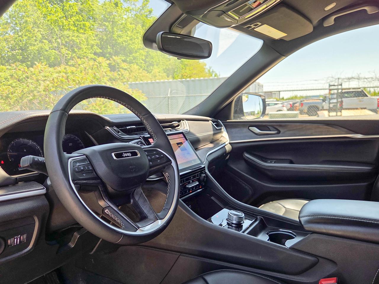 2024 Jeep Grand Cherokee L Limited Photo