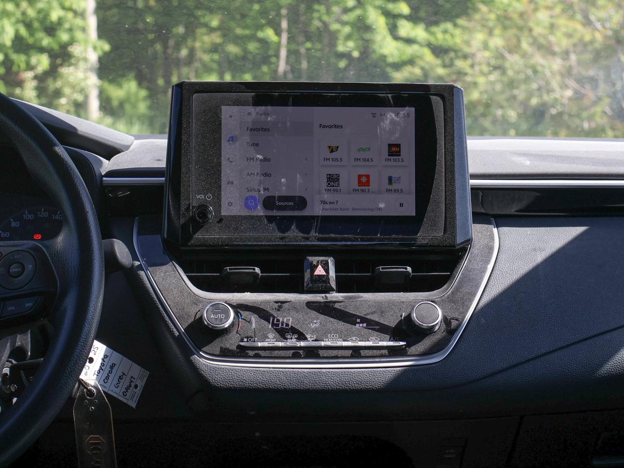 2025 Toyota Corolla LE Photo