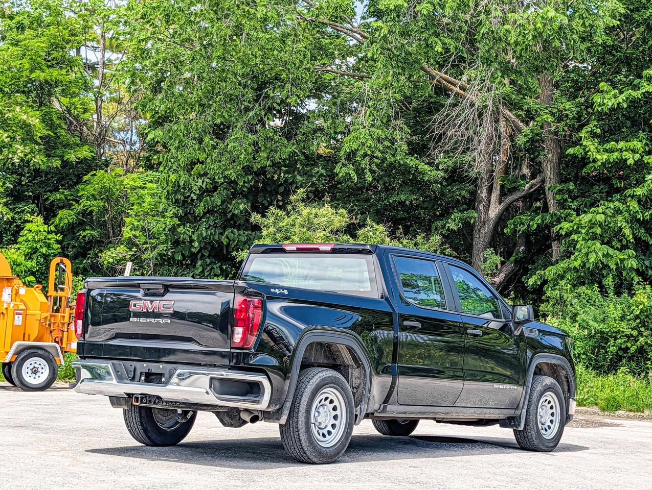 2024 GMC Sierra 1500 PRO Photo
