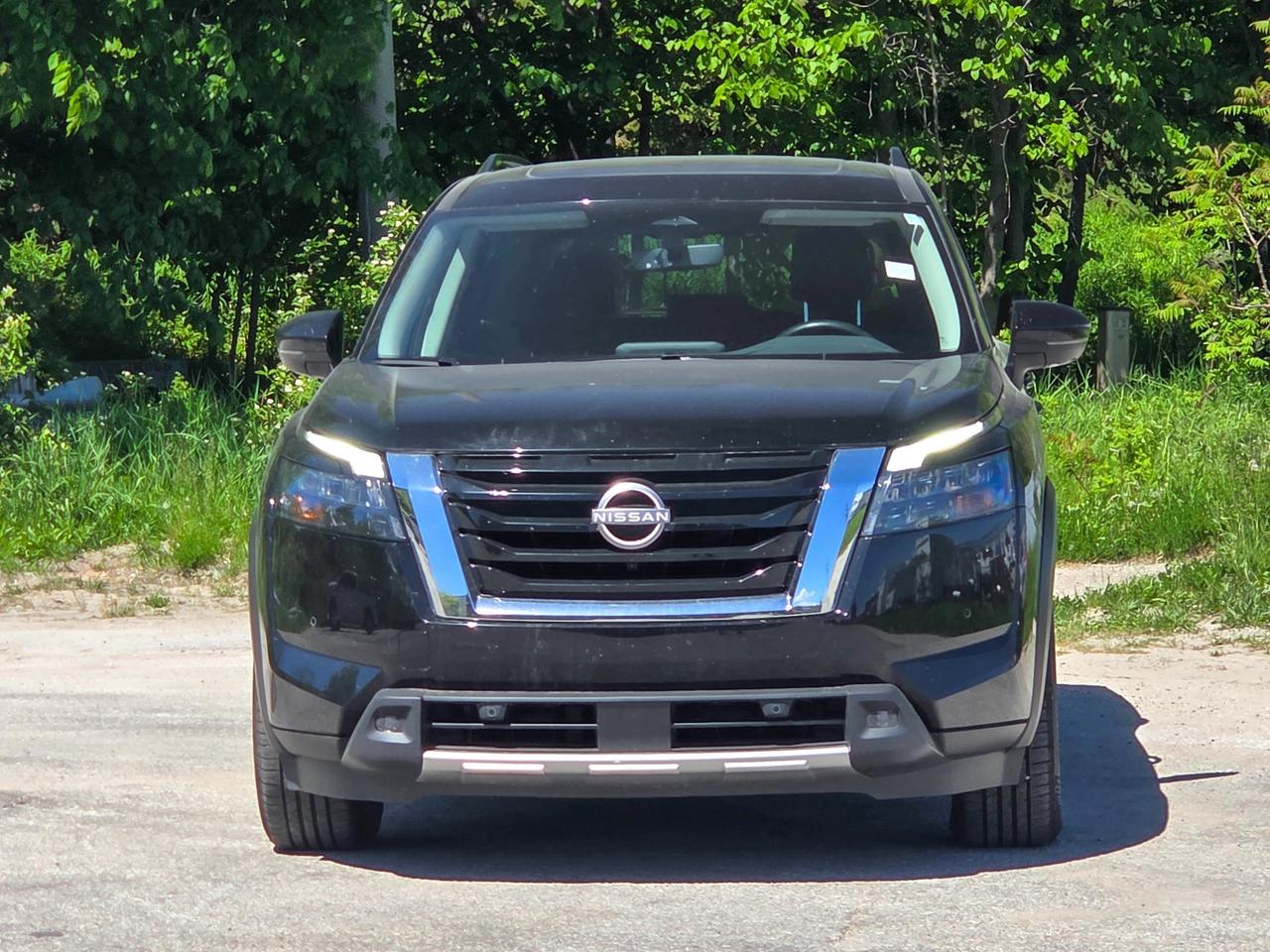 2024 Nissan Pathfinder SV Photo