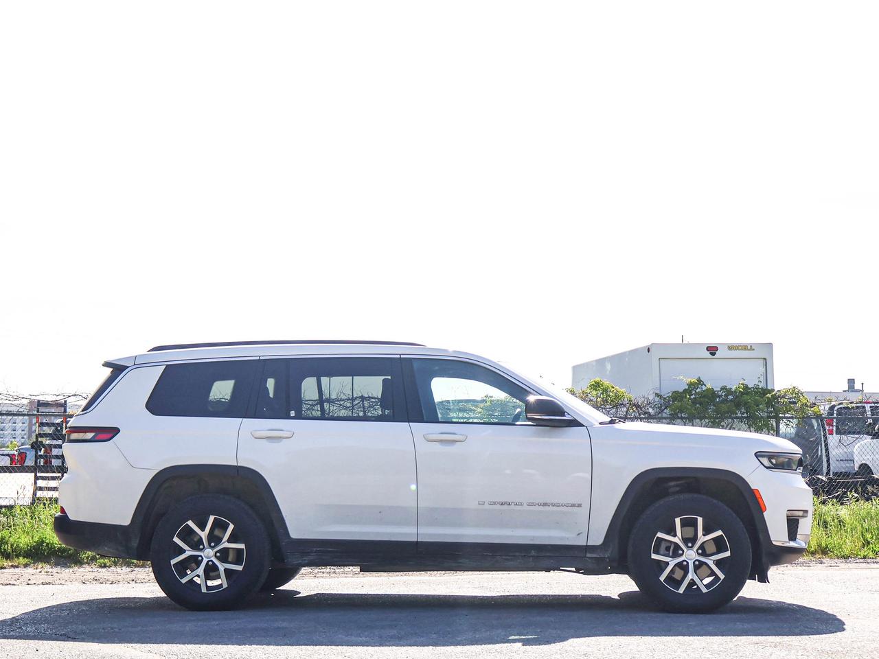 2024 Jeep Grand Cherokee L Limited Photo