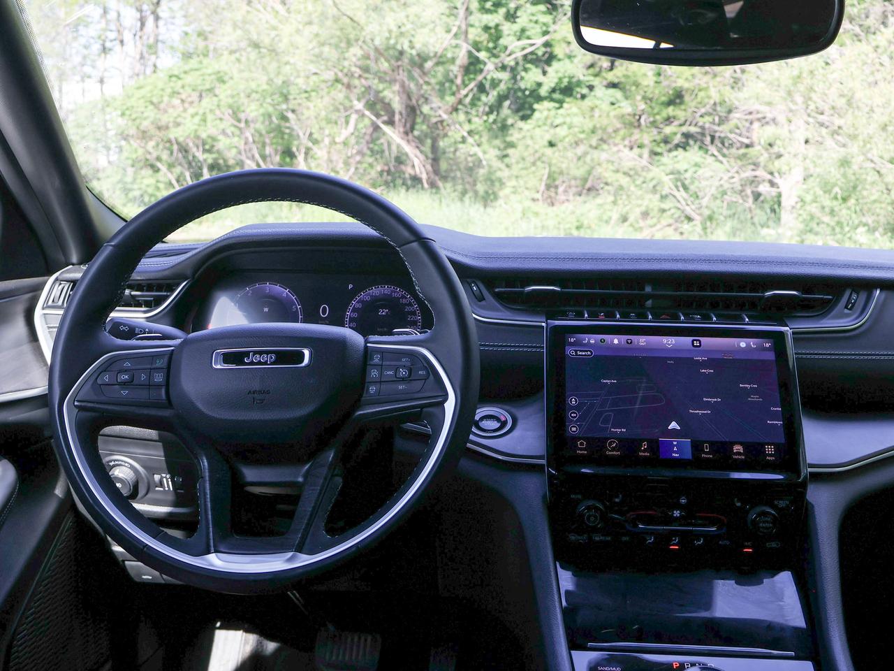 2024 Jeep Grand Cherokee L Limited Photo