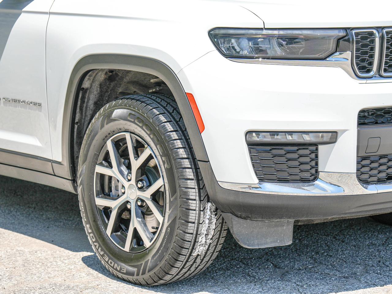 2024 Jeep Grand Cherokee L Limited Photo2