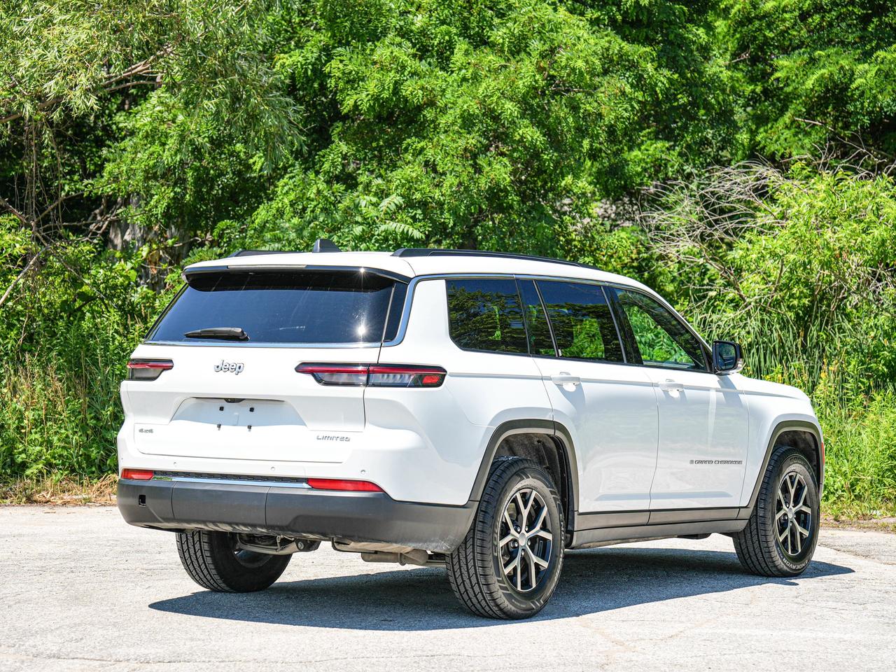 2024 Jeep Grand Cherokee L Limited Photo