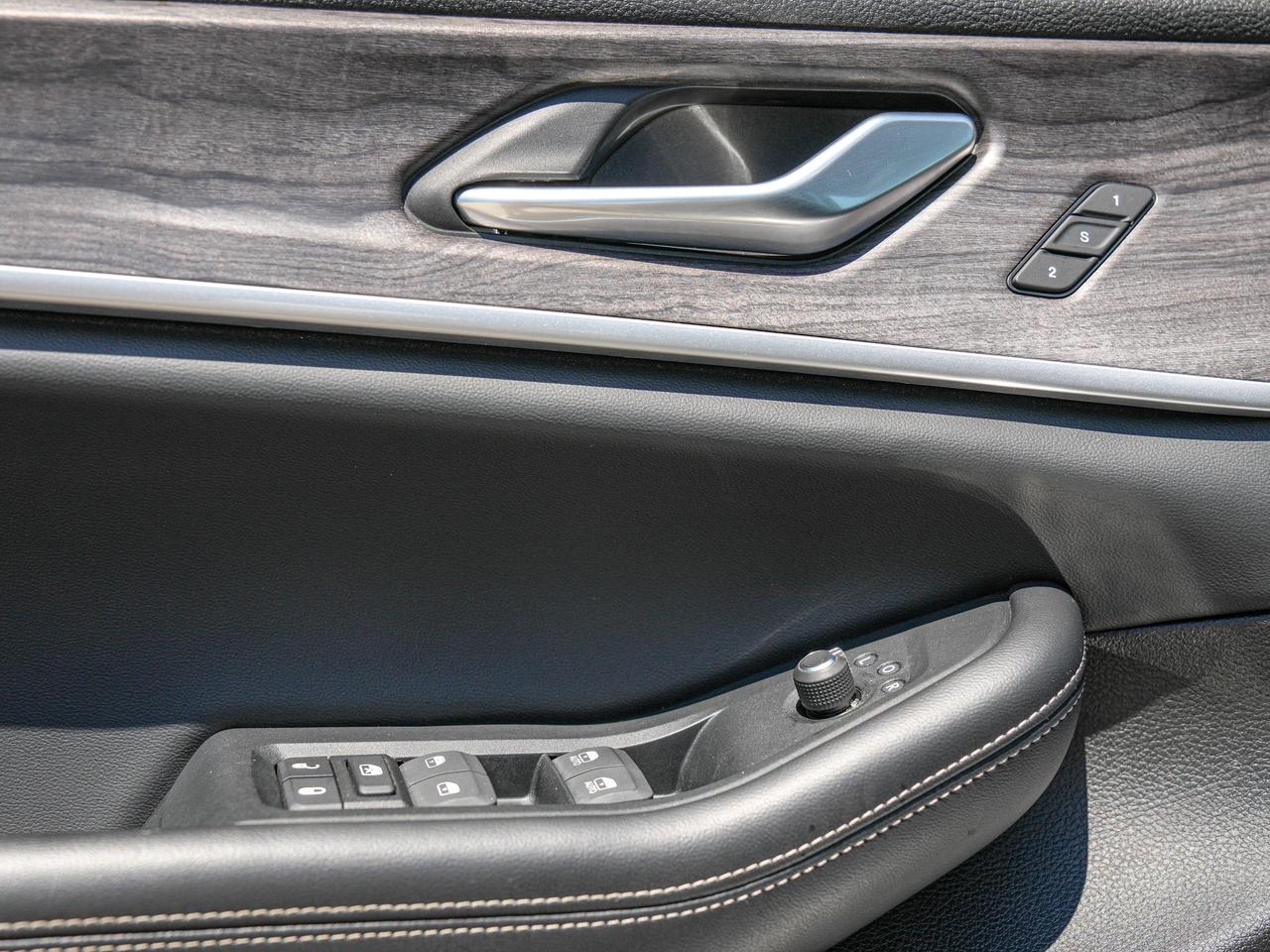 2024 Jeep Grand Cherokee L Limited Photo
