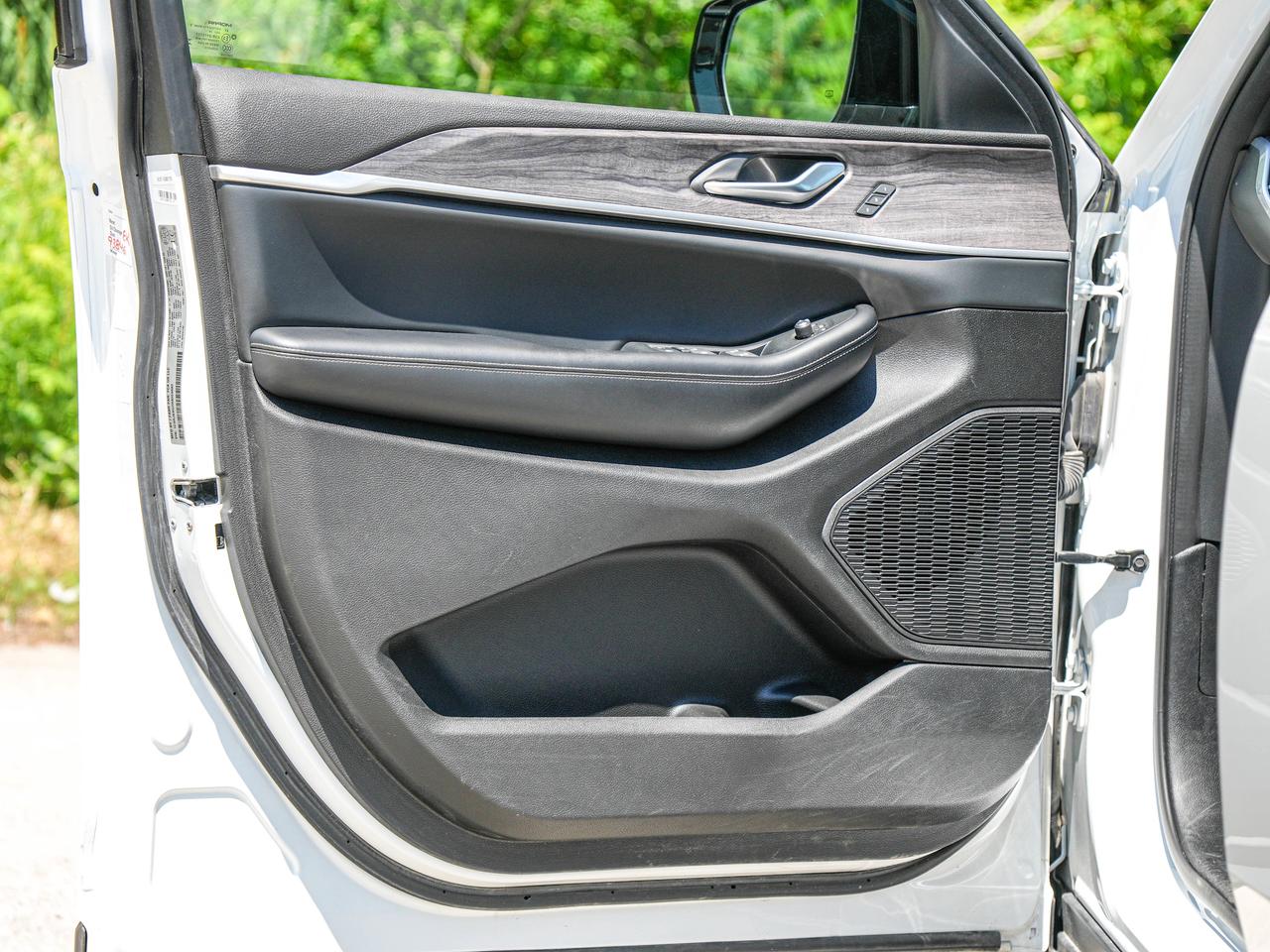 2024 Jeep Grand Cherokee L Limited Photo