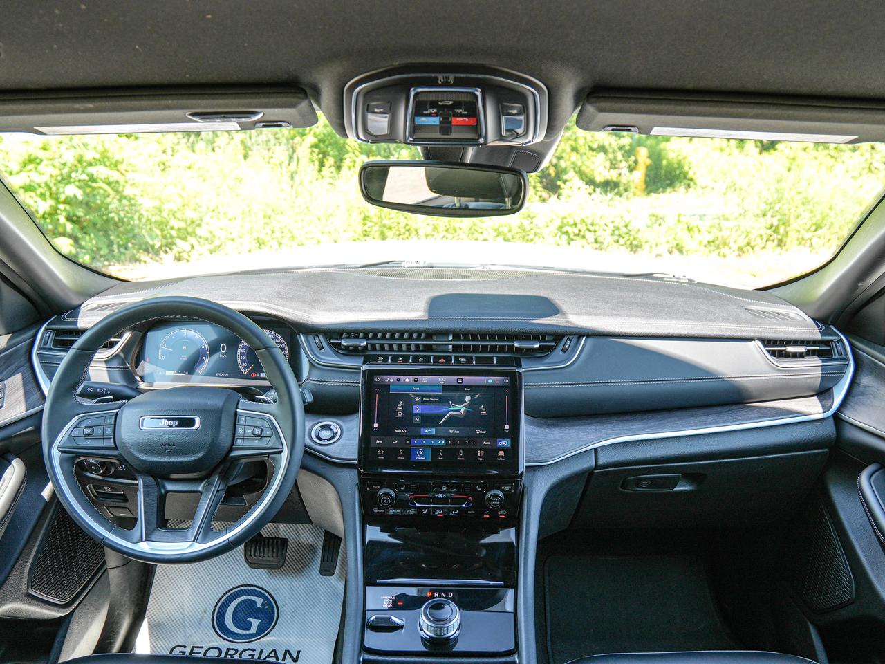 2024 Jeep Grand Cherokee L Limited Photo