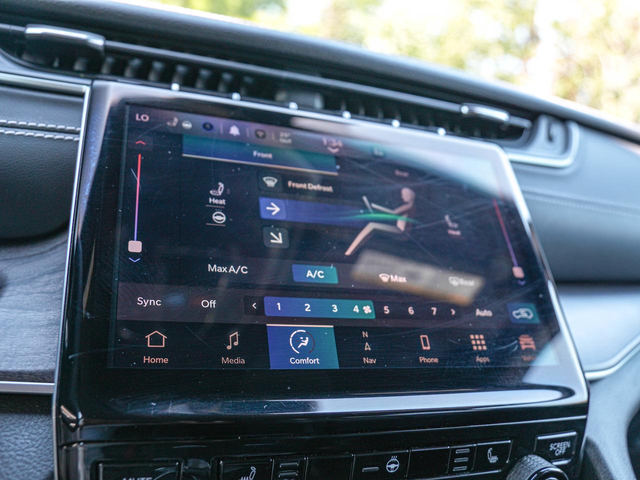 2024 Jeep Grand Cherokee L Limited Photo