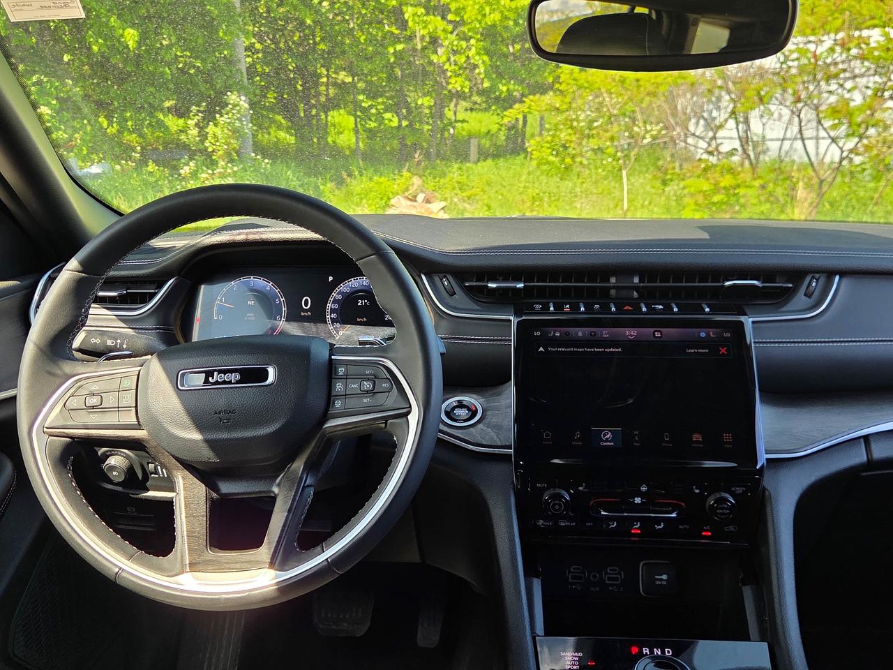 2024 Jeep Grand Cherokee L Limited Photo
