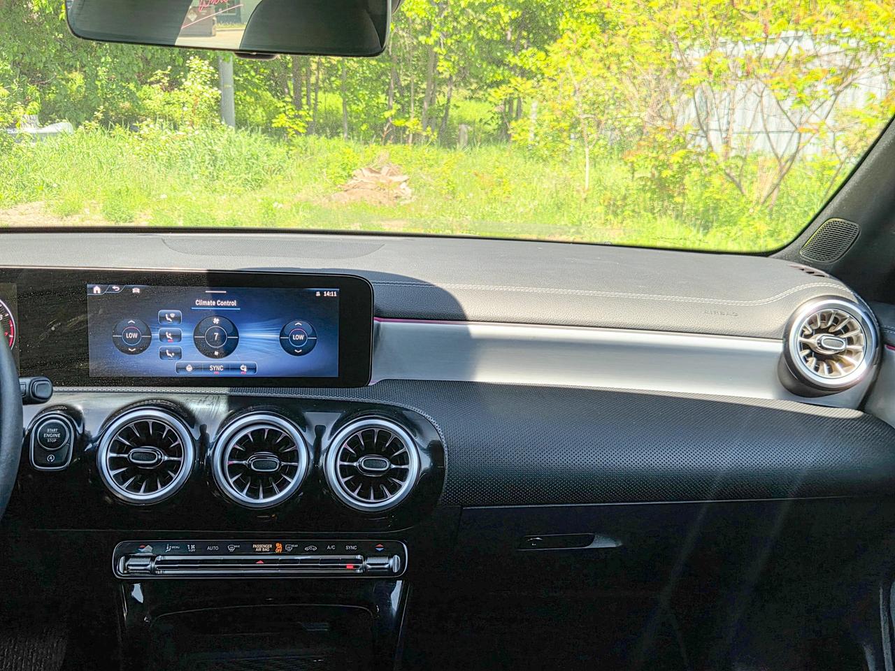 2025 Mercedes-Benz CLA 250 Photo