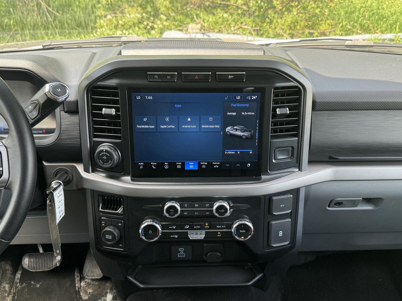 2024 Ford F-150 XLT Photo