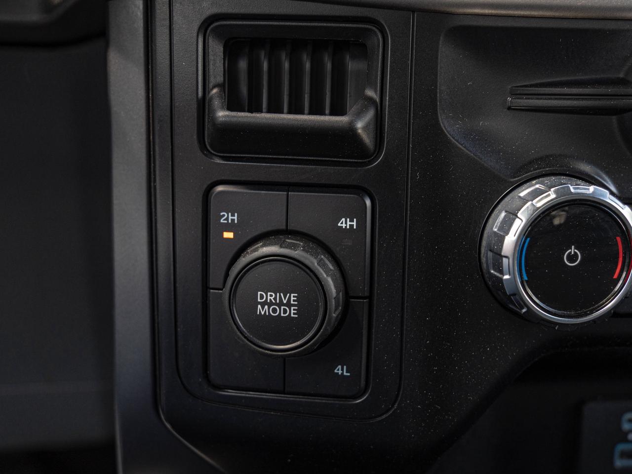 2024 Ford F-150 XLT Photo