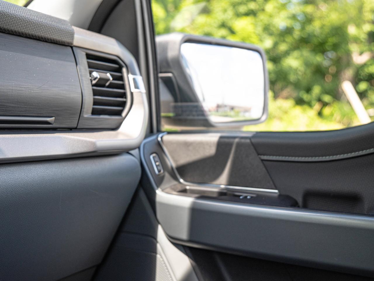 2024 Ford F-150 XLT Photo