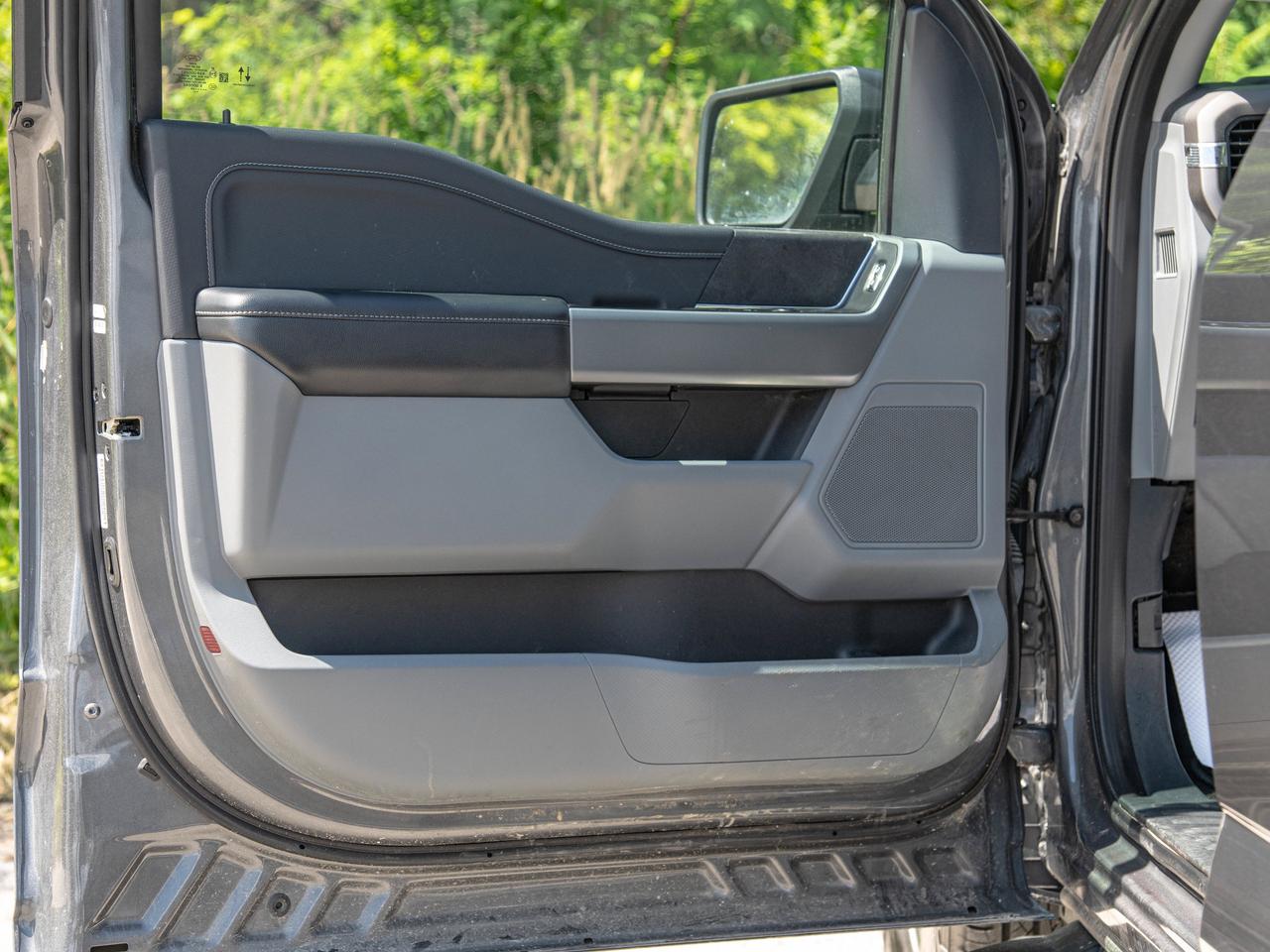 2024 Ford F-150 XLT Photo