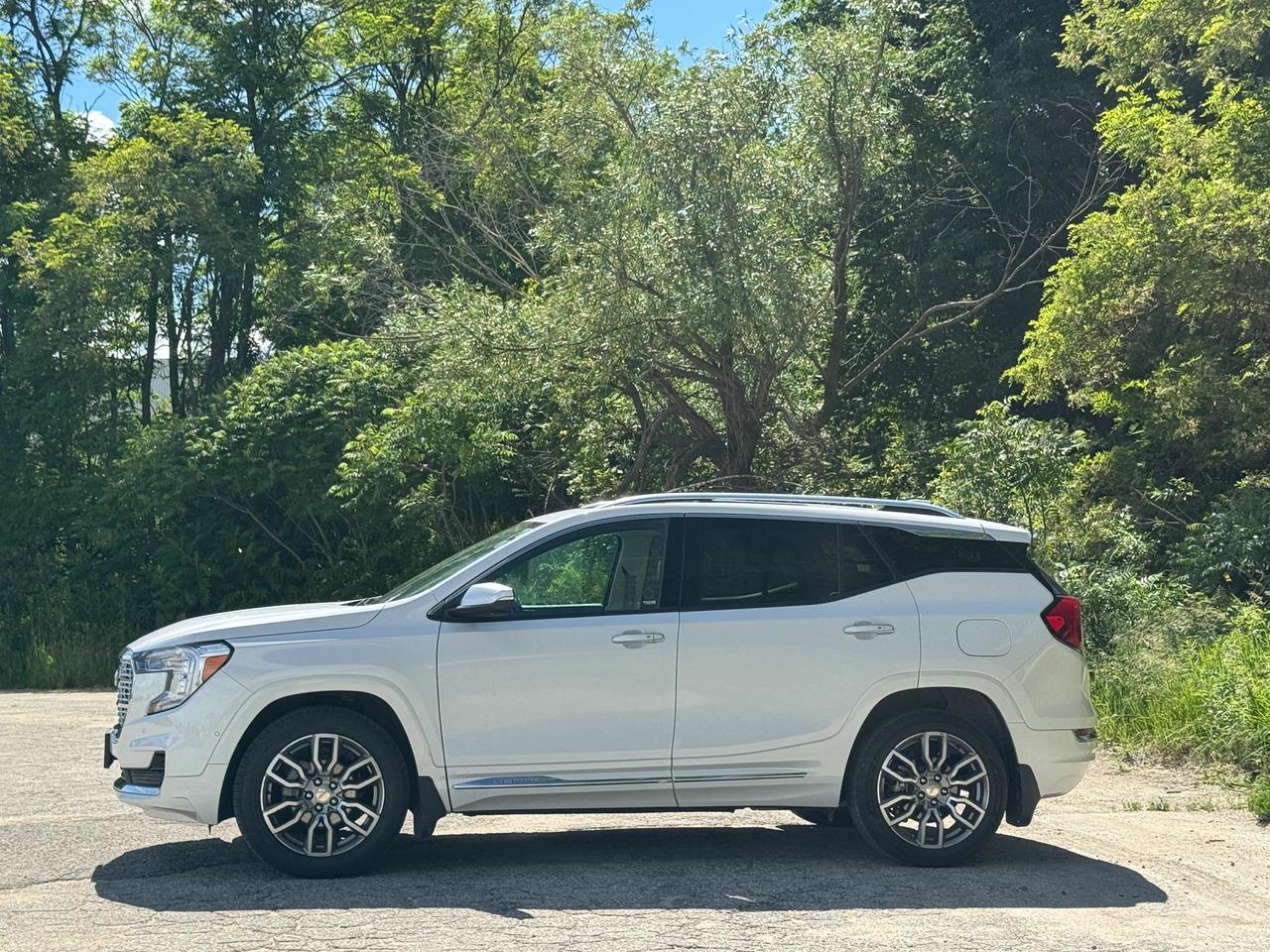 2024 GMC Terrain Denali Photo