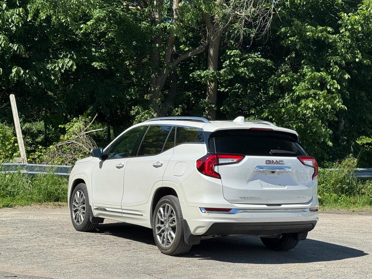 2024 GMC Terrain Denali Photo