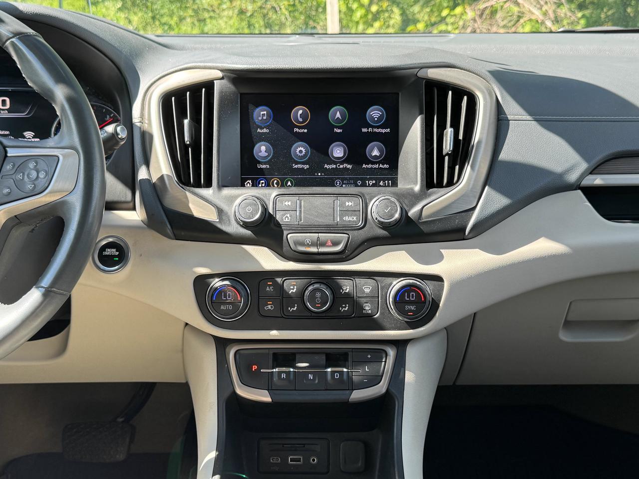 2024 GMC Terrain Denali Photo
