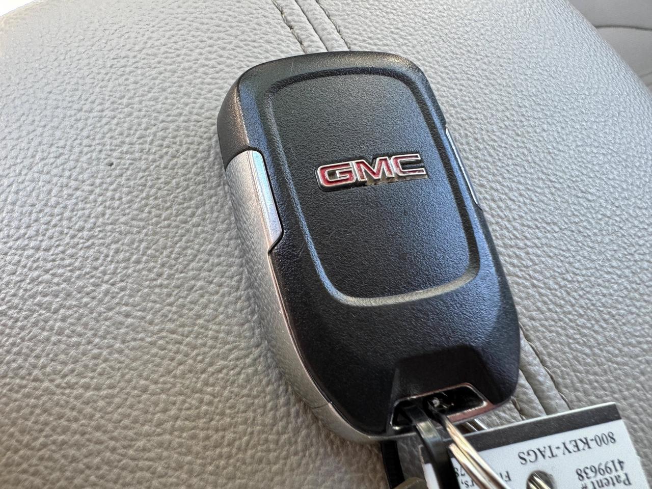 2024 GMC Terrain Denali Photo