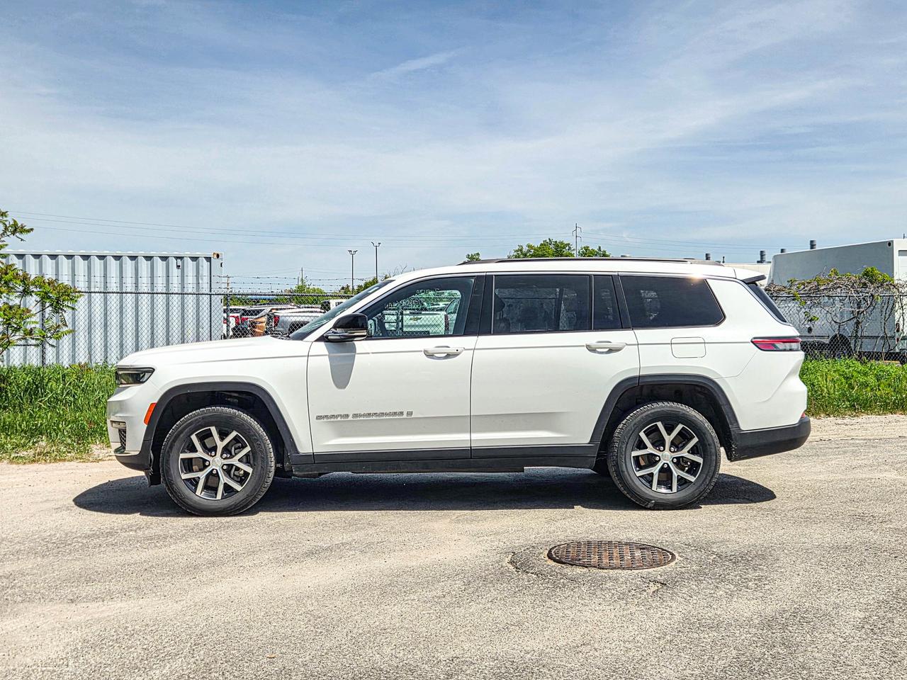 2024 Jeep Grand Cherokee L Limited Photo