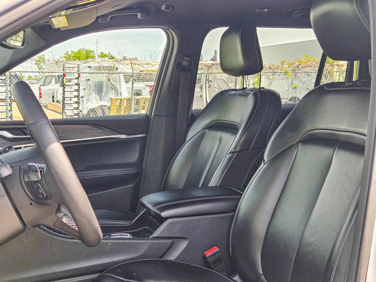 2024 Jeep Grand Cherokee L Limited Photo
