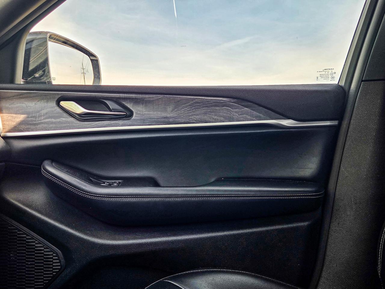 2024 Jeep Grand Cherokee L Limited Photo