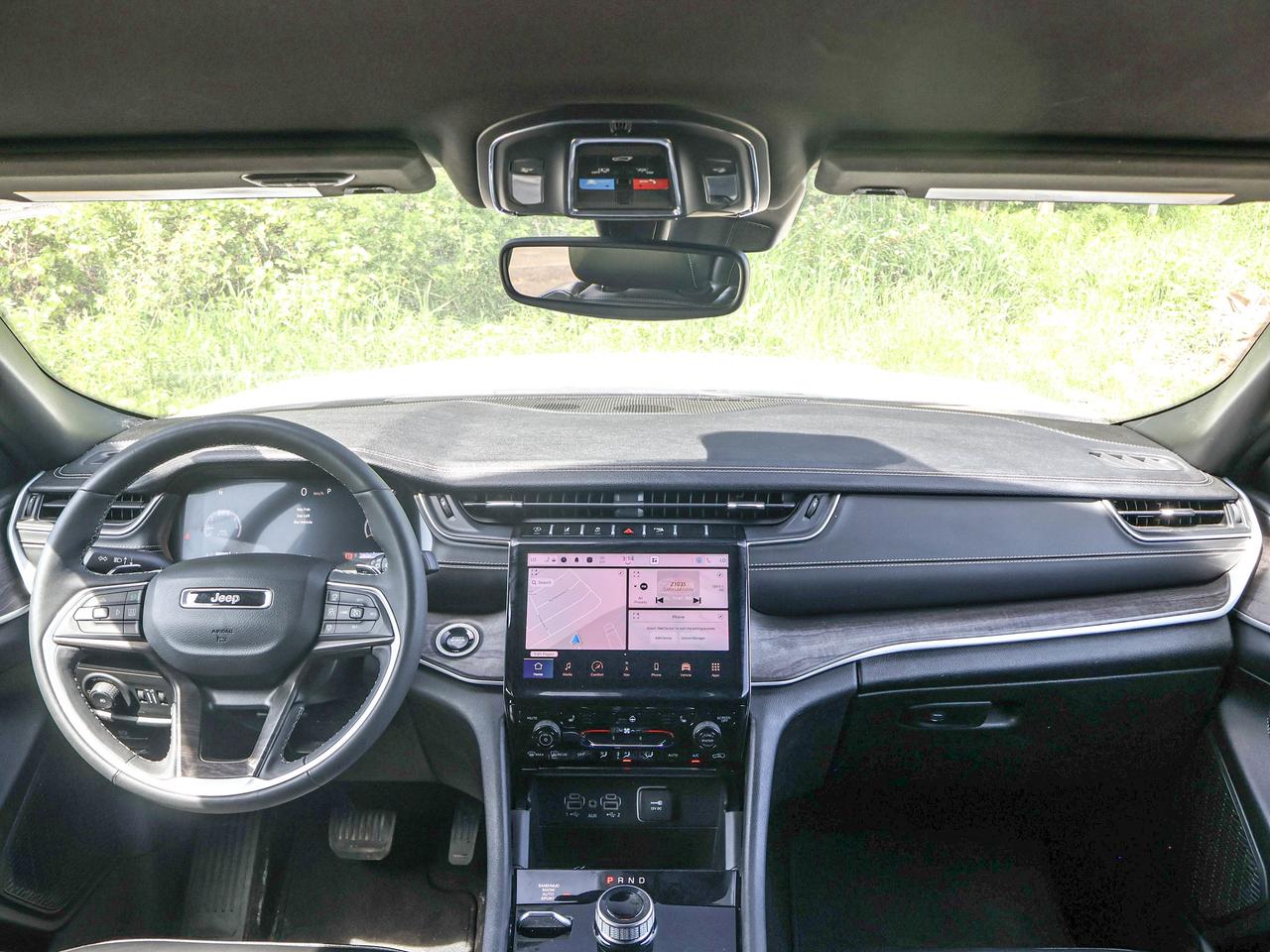 2024 Jeep Grand Cherokee L Limited Photo
