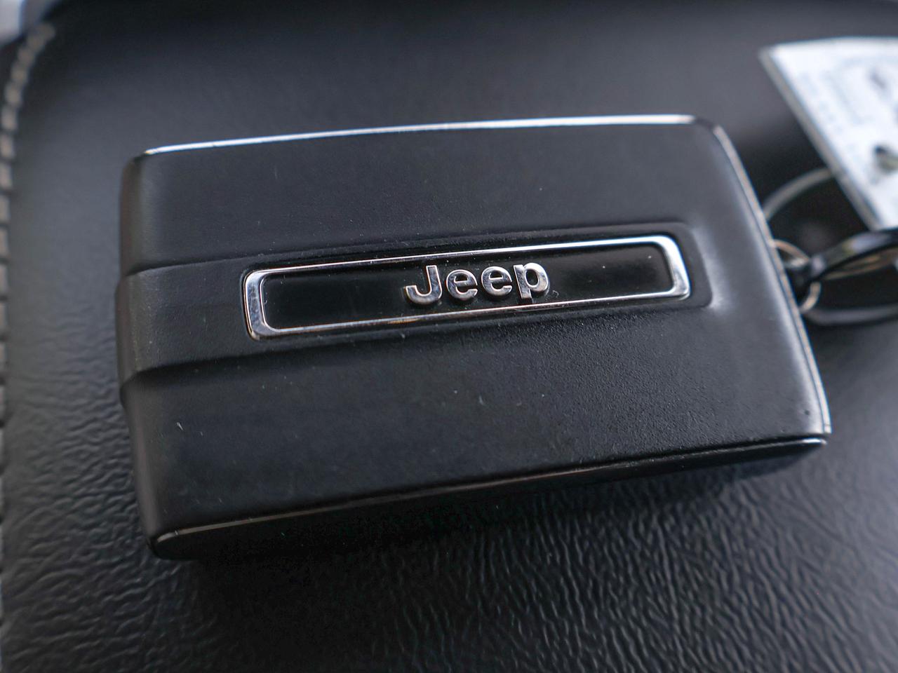 2024 Jeep Grand Cherokee L Limited Photo