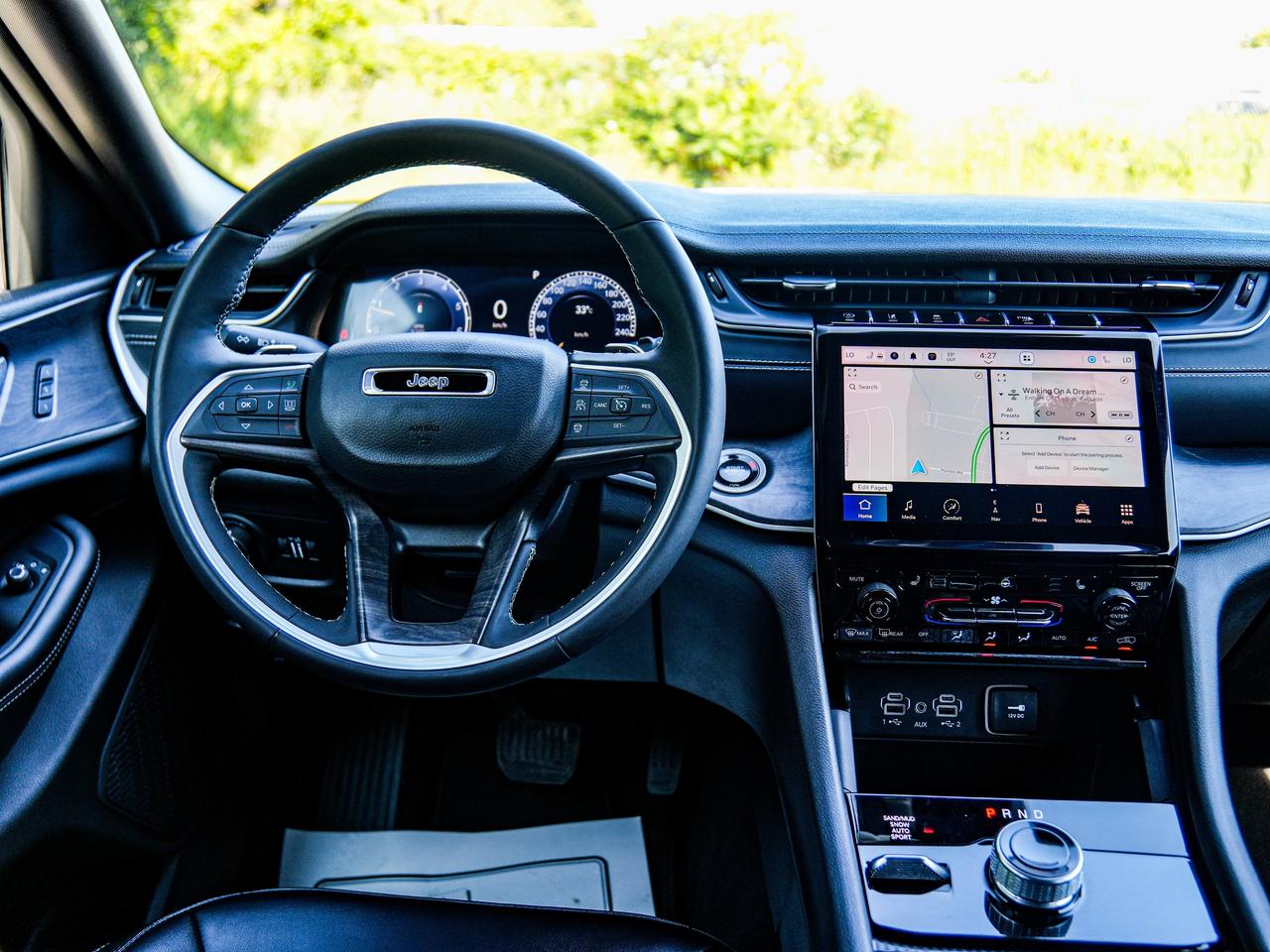 2024 Jeep Grand Cherokee L Limited Photo