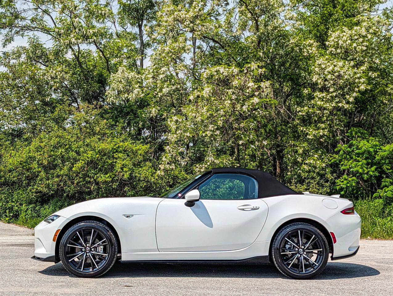 2024 Mazda MX-5 GT Photo