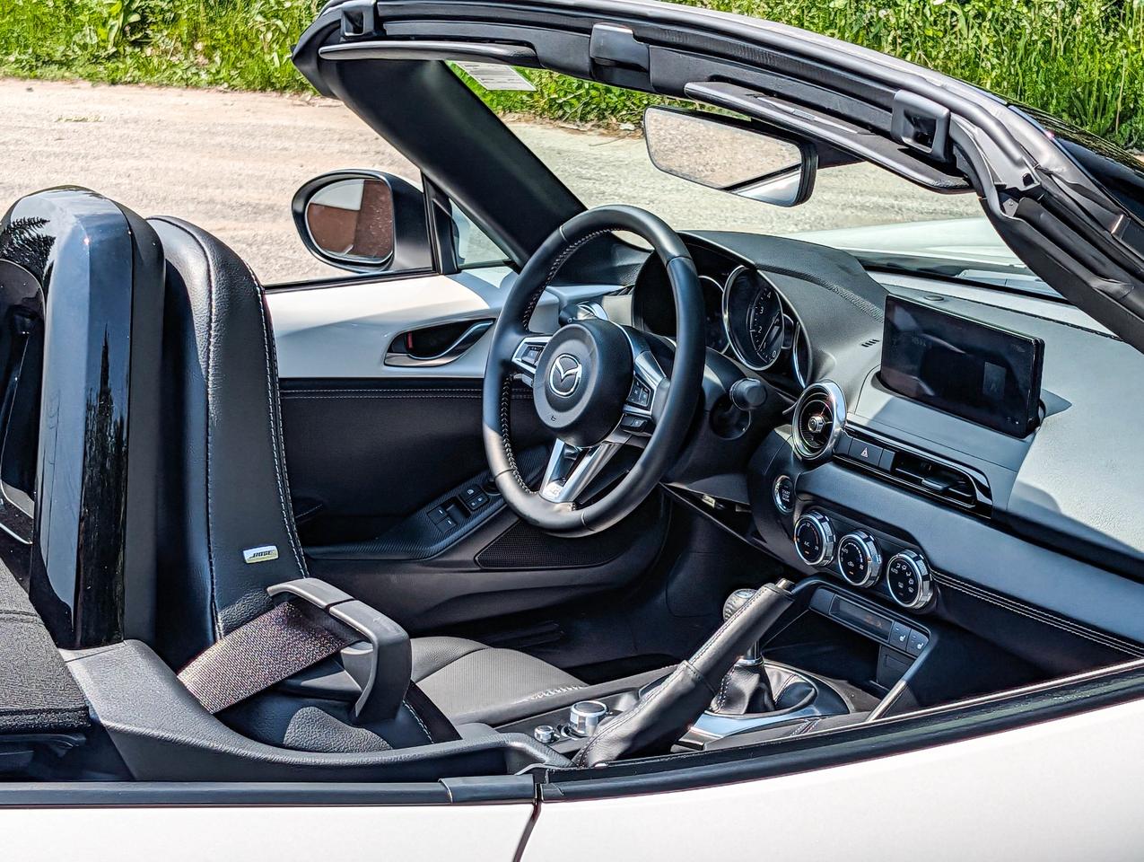 2024 Mazda MX-5 GT Photo