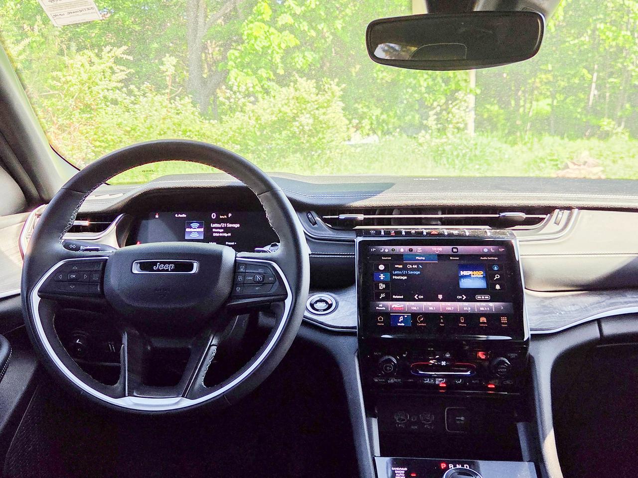 2024 Jeep Grand Cherokee L Limited Photo