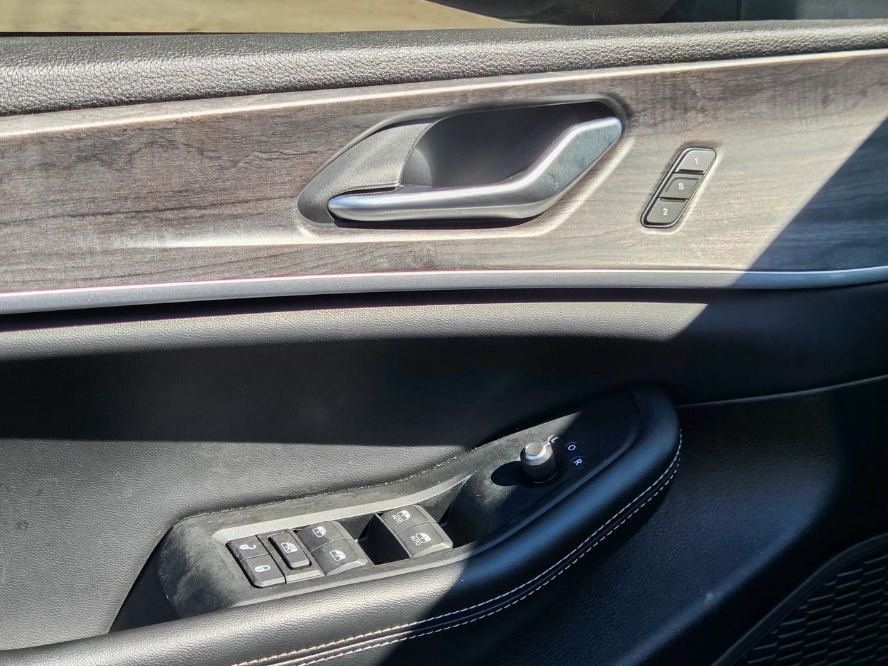 2024 Jeep Grand Cherokee L Limited Photo