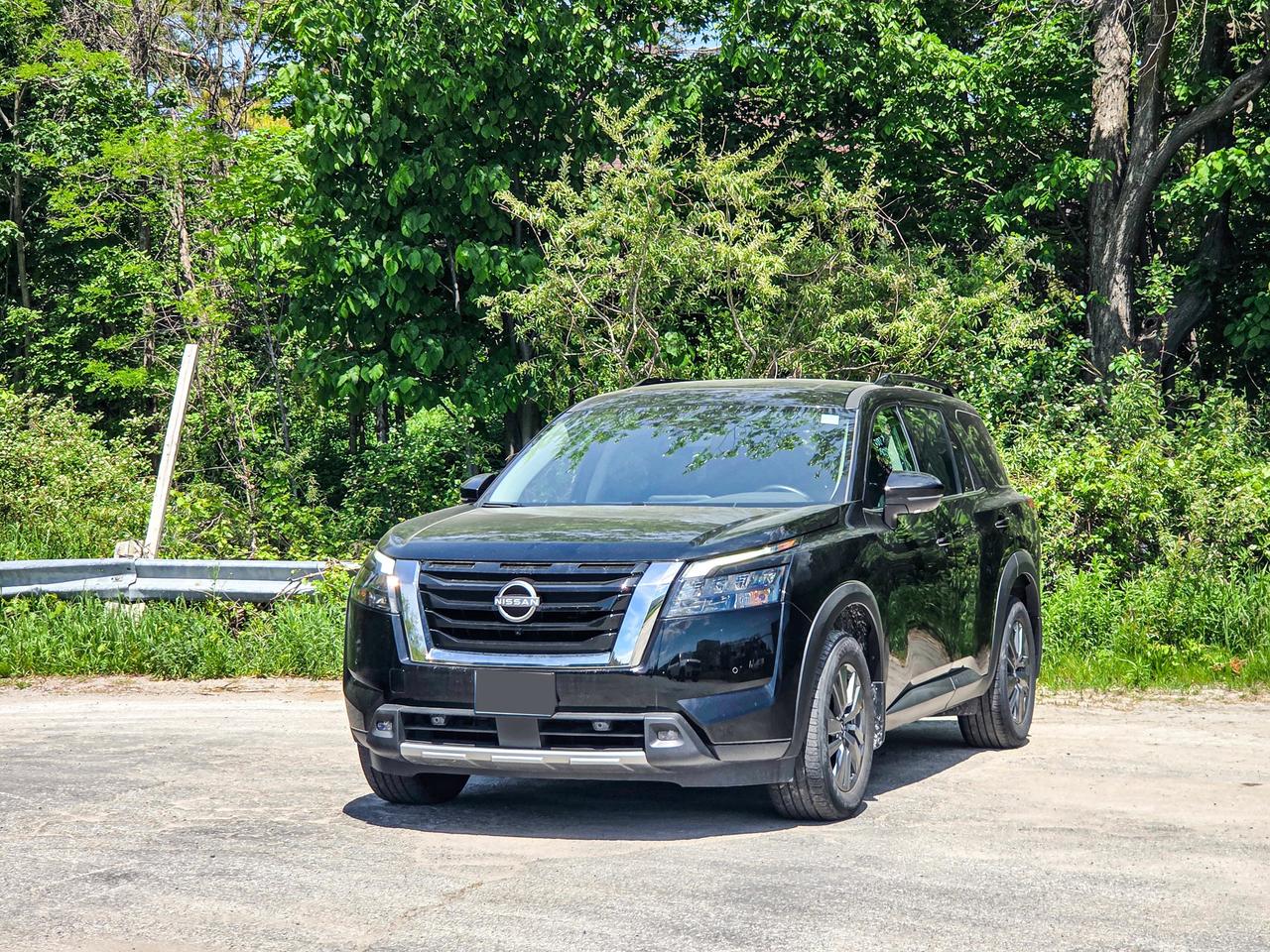 2024 Nissan Pathfinder SV Photo