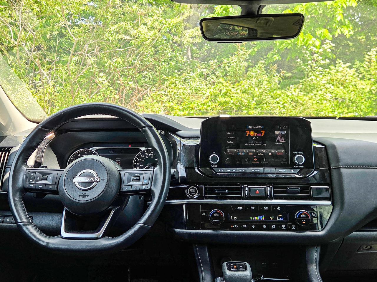 2024 Nissan Pathfinder SV Photo