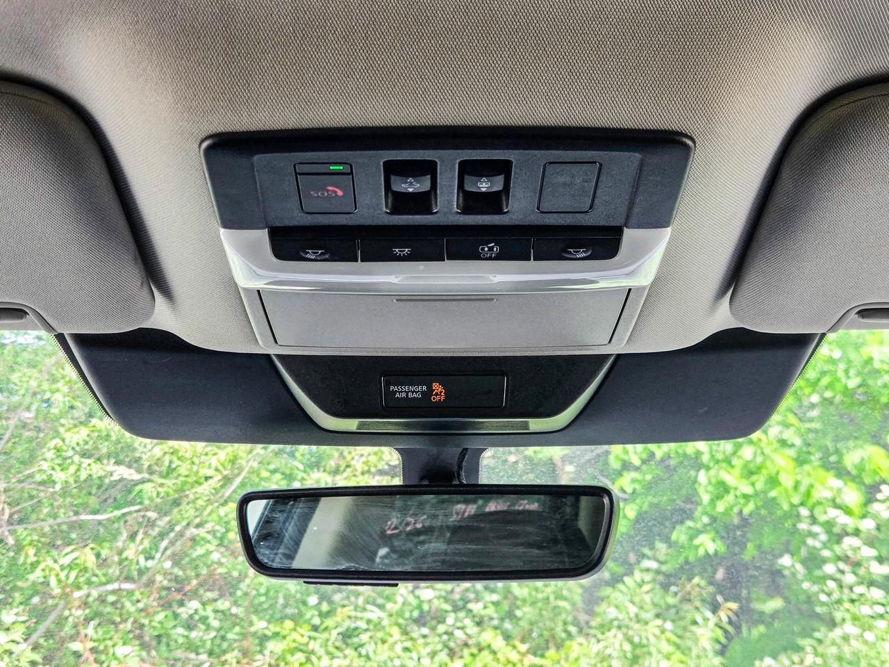 2024 Nissan Pathfinder SV Photo