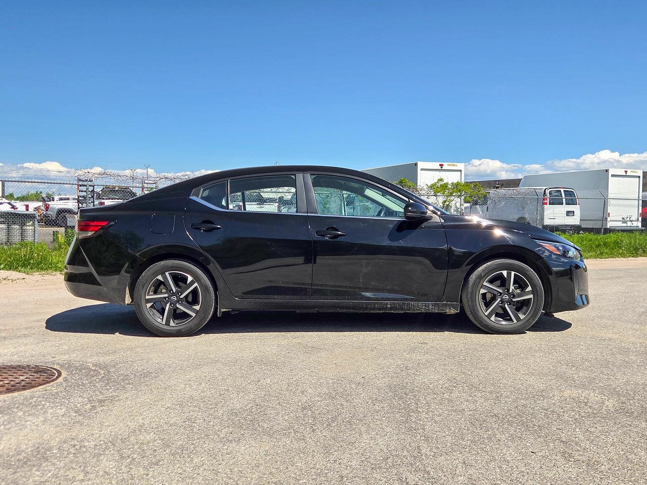 2024 Nissan Sentra SV Photo